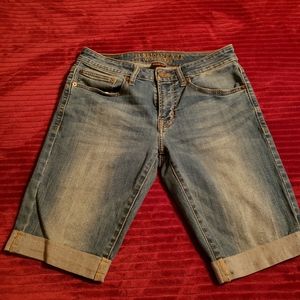 🦅💥 American Eagle Jean Shorts